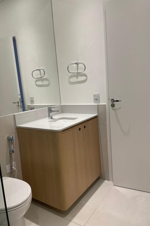 13b9ee66-a8e9-46eb-ae76-cd7c1abde2f8